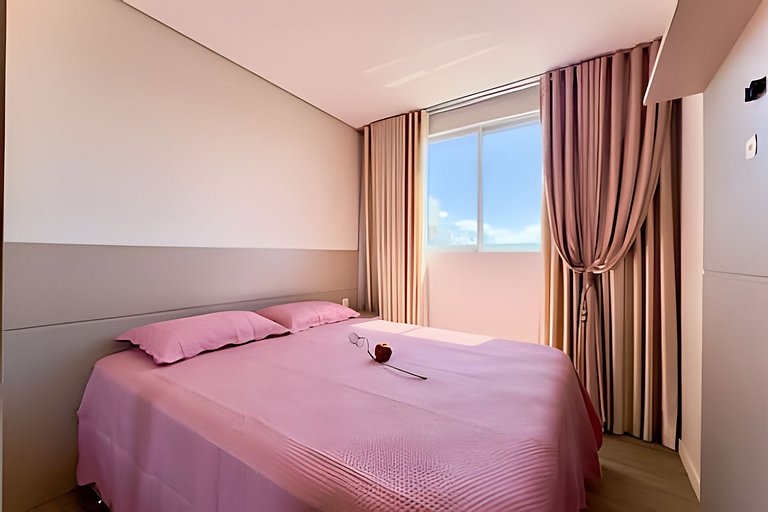 Apto a 180m da Praia c/ Churrasq. Piscina e Wi-Fi