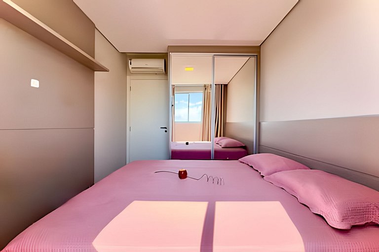 Apto a 180m da Praia c/ Churrasq. Piscina e Wi-Fi