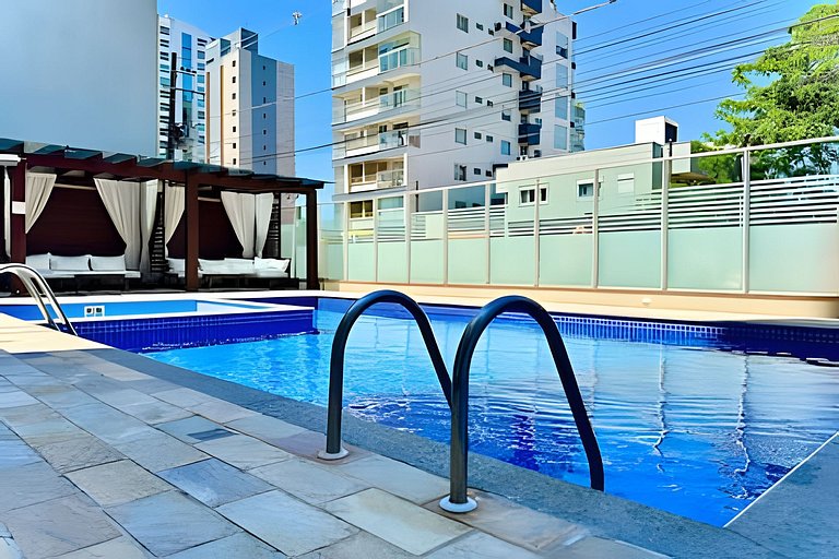 Apto a 180m da Praia c/ Churrasq. Piscina e Wi-Fi