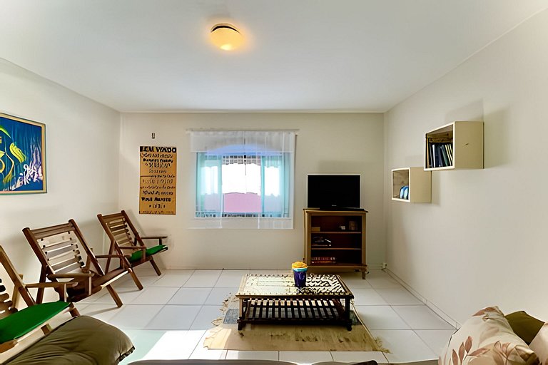 Casa c/Piscina e Churrasq. Privativa 400m da Praia