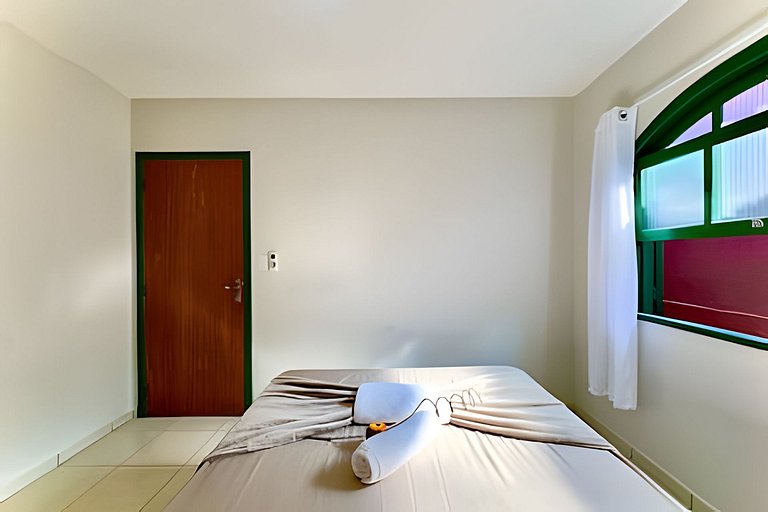 Casa c/Piscina e Churrasq. Privativa 400m da Praia