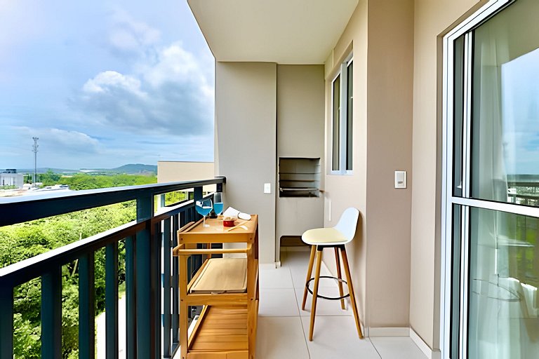 Apto a 150m da PRAIA Churrasq. c/ Piscina Ar Wi-Fi