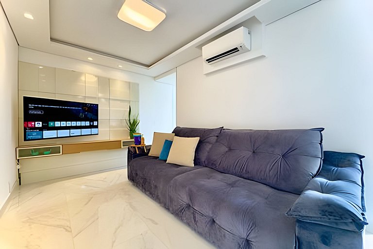 Apto a 150m da PRAIA Churrasq. c/ Piscina Ar Wi-Fi