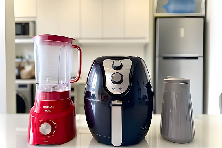 Apto a 150m da PRAIA Churrasq. c/ Piscina Ar Wi-Fi