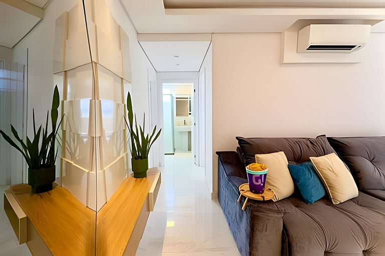 Apto a 150m da PRAIA Churrasq. c/ Piscina Ar Wi-Fi