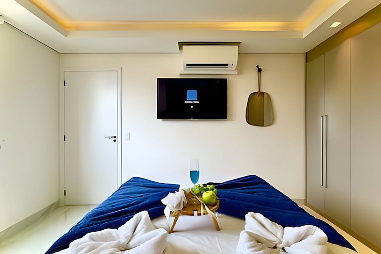 Apto a 150m da PRAIA Churrasq. c/ Piscina Ar Wi-Fi