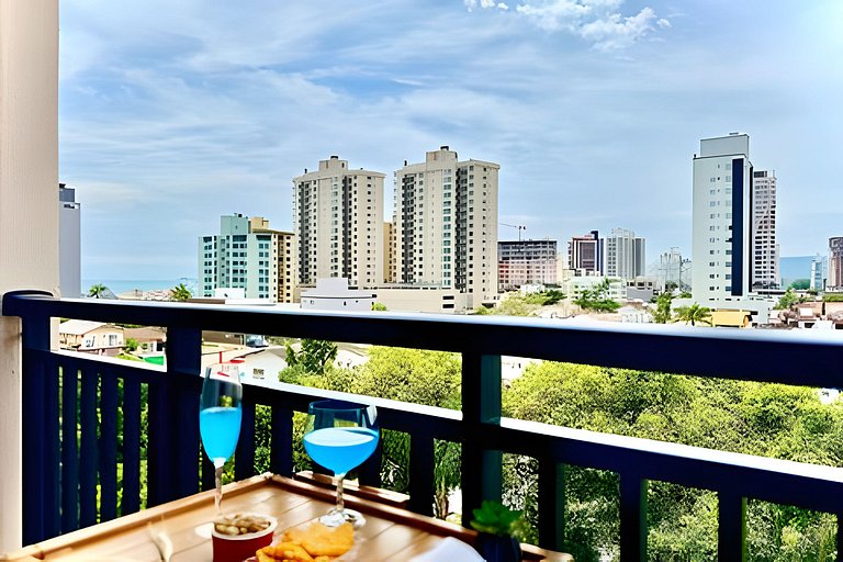 Apto a 150m da PRAIA Churrasq. c/ Piscina Ar Wi-Fi