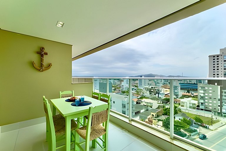 Home Club Pé na Areia • Lazer Completo em Piçarras