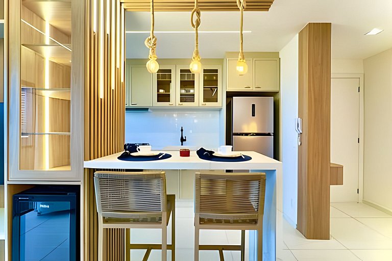 A 500m da Praia | Apto com Ar, Piscina e Churrasq.