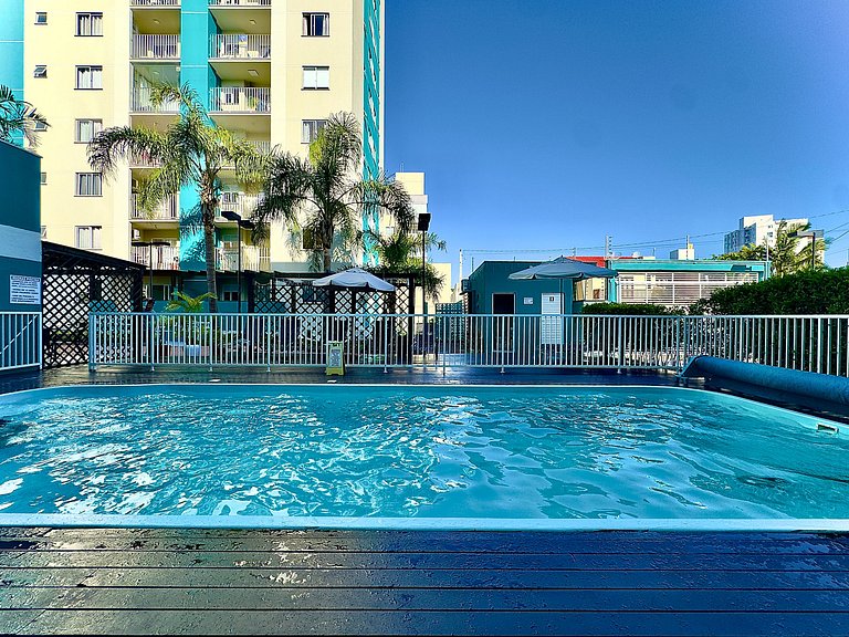 Apto a 340m da PRAIA c/Piscina Churrasq. Wi-Fi