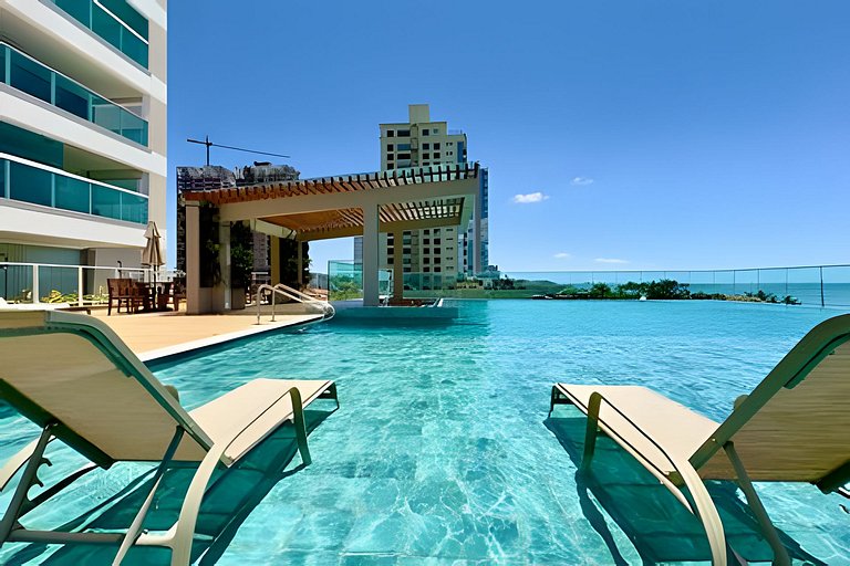 Home Club Vista Mar • Lazer Completo em Piçarras