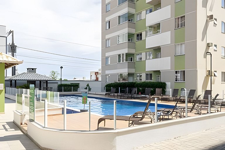 A 400m da PRAIA | Piscina, Wi-Fi e Churrasqueira