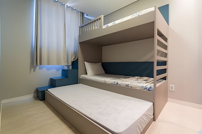 A 400m da PRAIA | Piscina, Wi-Fi e Churrasqueira