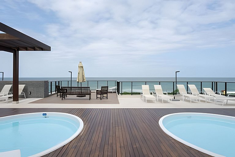 Pé na Areia c/ Piscina e Churrasqueira Privativa