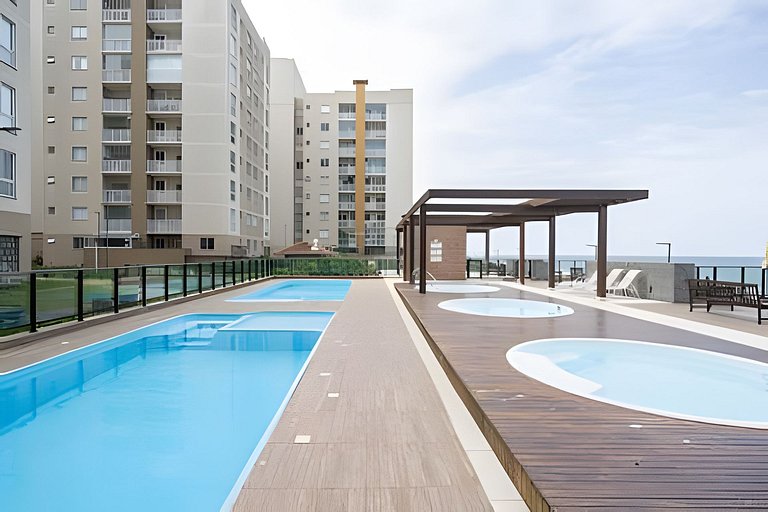 Pé na Areia c/ Piscina e Churrasqueira Privativa