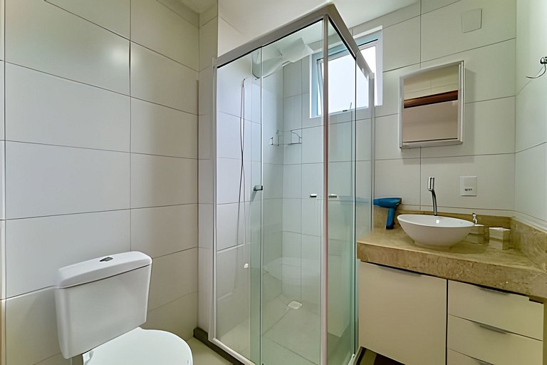 Apto a 340m da PRAIA c/Piscina Churrasq. Wi-Fi