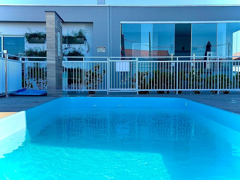 A 750m da Praia | Apto com Ar, Piscina e Churrasq.