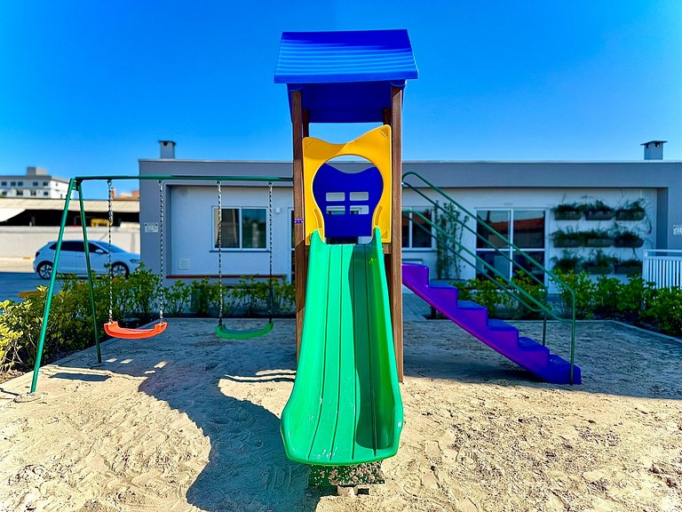 A 750m da Praia | Apto com Ar, Piscina e Churrasq.