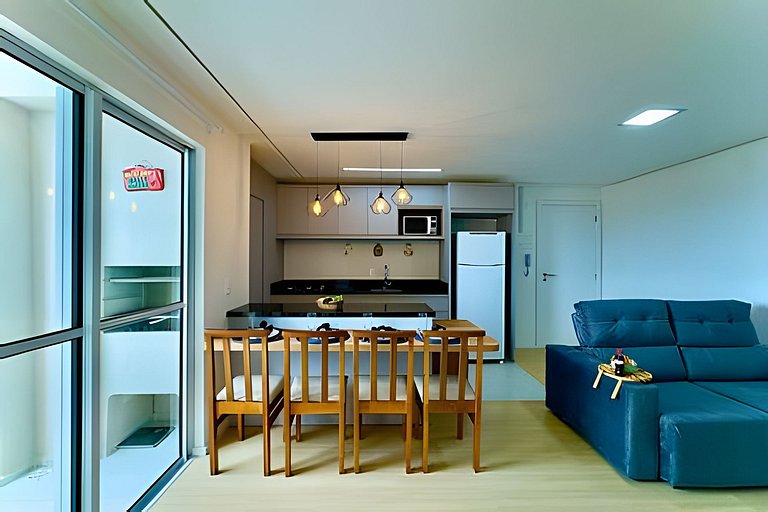 A 750m da Praia | Apto com Ar, Piscina e Churrasq.