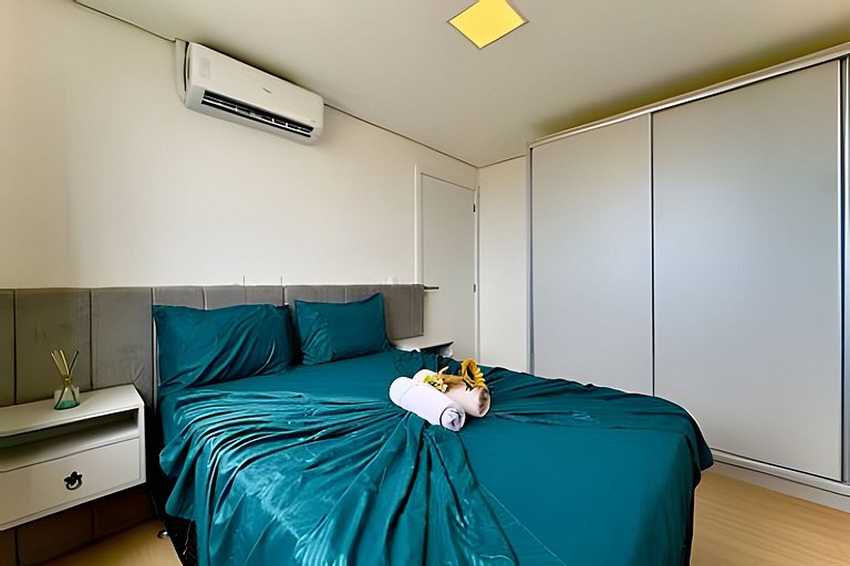 A 750m da Praia | Apto com Ar, Piscina e Churrasq.