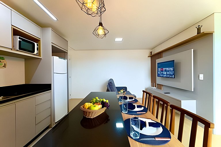 A 750m da Praia | Apto com Ar, Piscina e Churrasq.