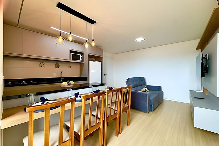 A 750m da Praia | Apto com Ar, Piscina e Churrasq.