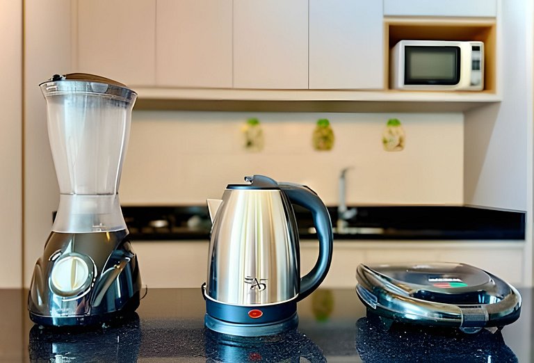 A 750m da Praia | Apto com Ar, Piscina e Churrasq.