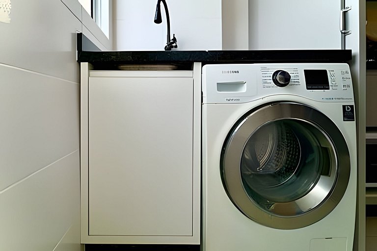 A 750m da Praia | Apto com Ar, Piscina e Churrasq.