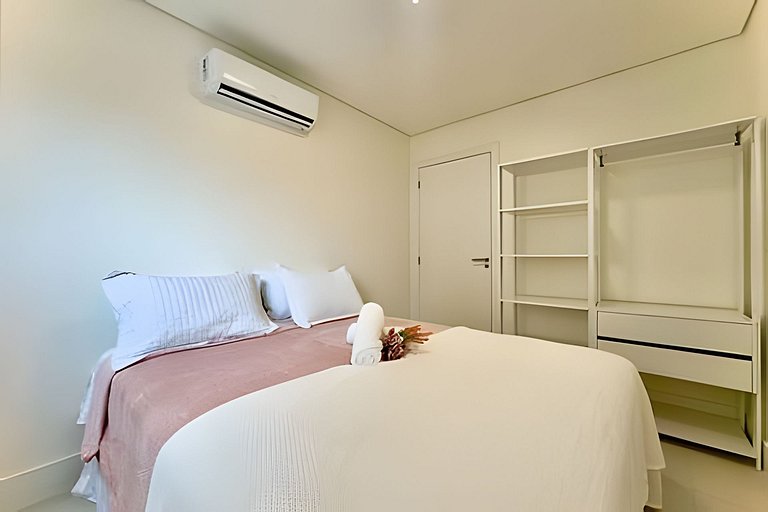 Home Club Frente Mar • Lazer Completo em Piçarras