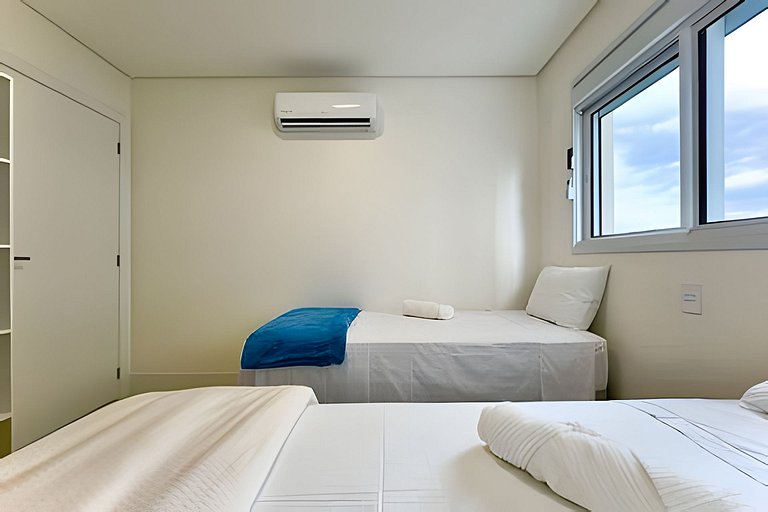 Home Club Frente Mar • Lazer Completo em Piçarras