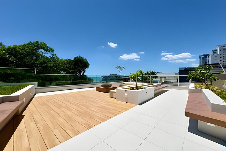 Home Club Frente Mar • Lazer Completo em Piçarras