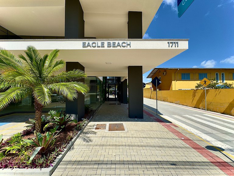 Vista mar - 150m da praia - Apto novo com Wi-Fi - Ótima loca