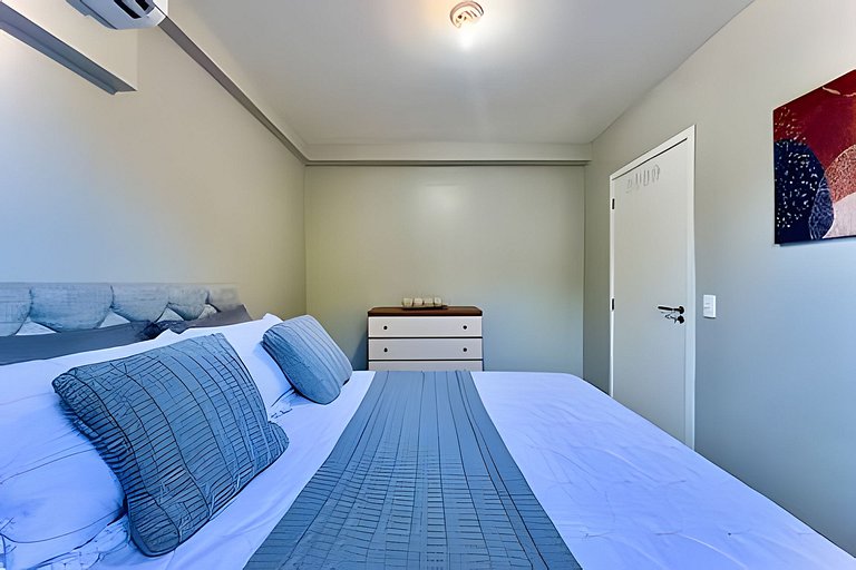 Ap Completo 150m da Praia Ar condicionado Piscina