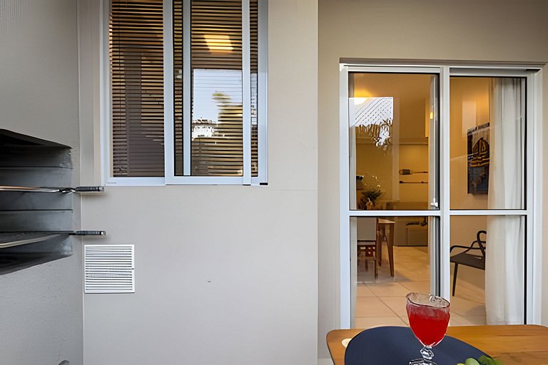 Ap Completo 150m da Praia Ar condicionado Piscina