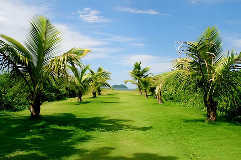 Ap Completo 150m da Praia Ar condicionado Piscina