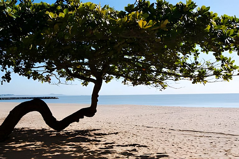 Ap Completo 150m da Praia Ar condicionado Piscina