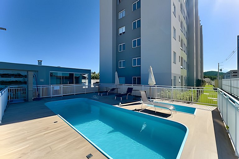 Apto c/Ar Condicionado Piscina Churrasqueira 705IB