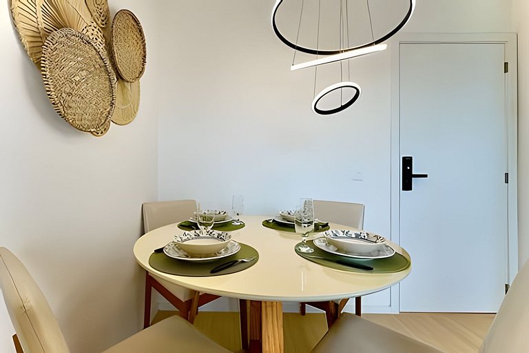 Apto c/Ar Condicionado Piscina Churrasqueira 705IB