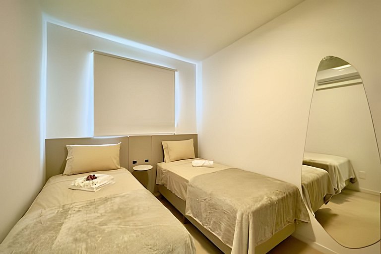 Apto c/Ar Condicionado Piscina Churrasqueira 705IB