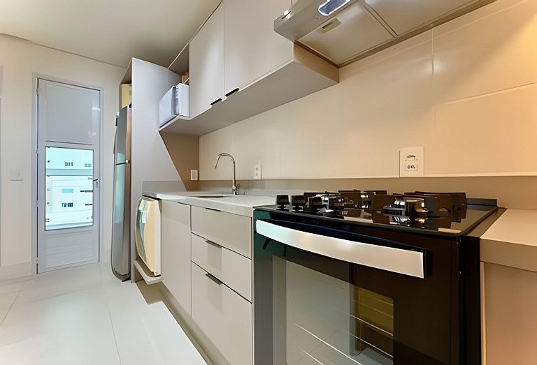 Home Club Frente Mar • Lazer Completo em Piçarras