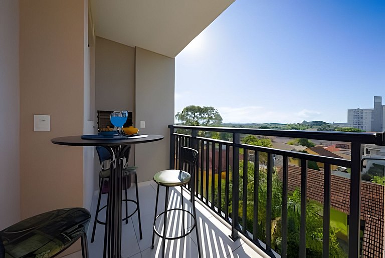 Apto a 150m da PRAIA Churrasq. c/ Piscina Ar Wi-Fi