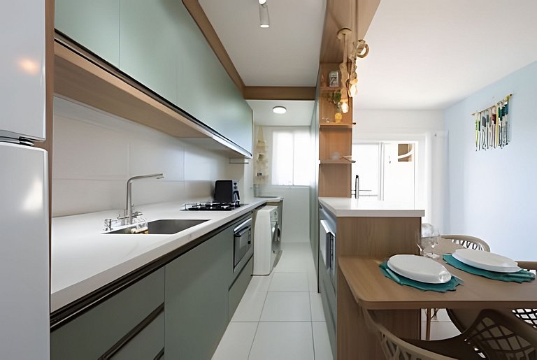 Apto a 150m da PRAIA Churrasq. c/ Piscina Ar Wi-Fi