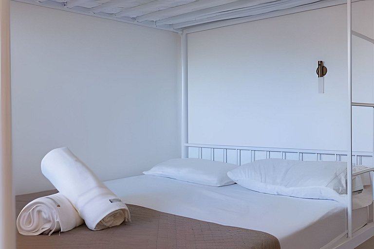 Apto a 150m da PRAIA Churrasq. c/ Piscina Ar Wi-Fi