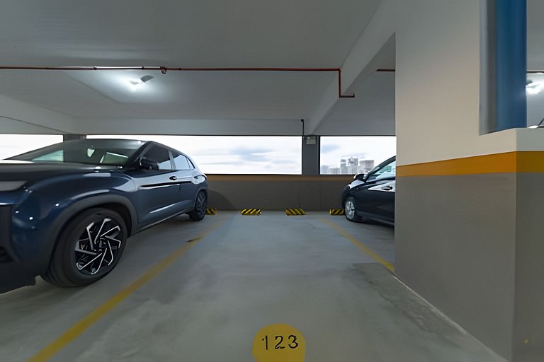 Apto a 150m da PRAIA Churrasq. c/ Piscina Ar Wi-Fi