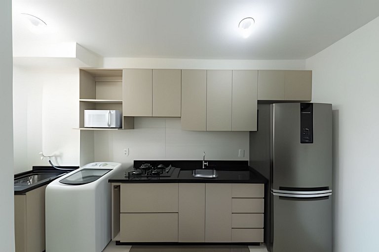 Apto a 150m da PRAIA Churrasq. c/ Piscina Ar Wi-Fi