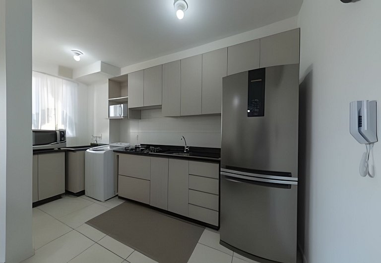 Apto a 150m da PRAIA Churrasq. c/ Piscina Ar Wi-Fi