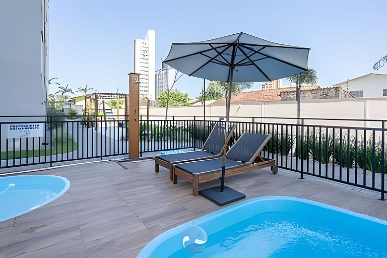 Apto a 150m da PRAIA Churrasq. c/ Piscina Ar Wi-Fi