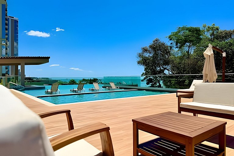 Home Club Frente Mar • Vista e Lazer