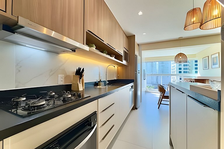 Home Club Frente Mar • Vista e Lazer