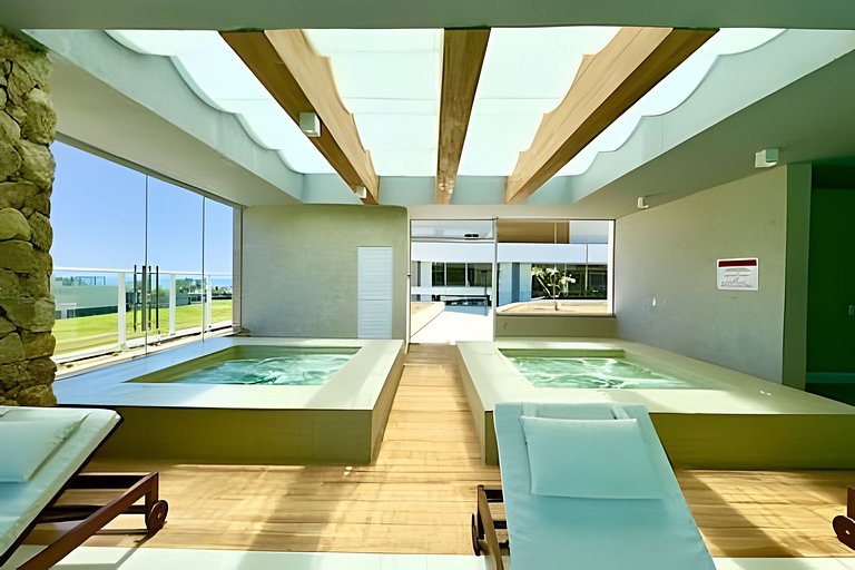 Home Club Frente Mar • Vista e Lazer